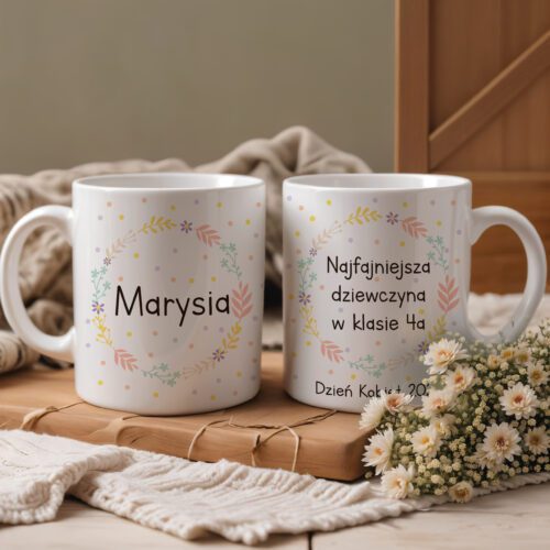 Personalizowany kubek na Dzień Kobiet! Idealny prezent dla dziewczynek w klasie lub przedszkolu. Kubek z imieniem.