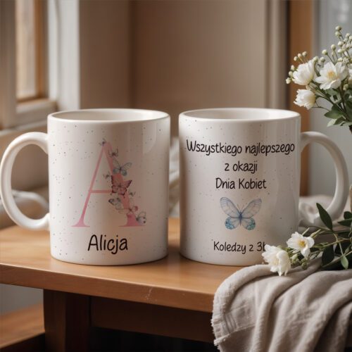 Personalizowany kubek na Dzień Kobiet! Idealny prezent dla dziewczynek w klasie lub przedszkolu. Kubek z imieniem.