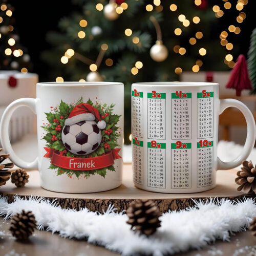 Kubek świąteczny z tabliczką mnożenia, idealny na świąteczny prezent dla chłopców z klasy. Kubek ozdobiony jest świątecznym wzorem, a tabliczka mnożenia sprawia, że codzienne picie napoju staje się okazją do nauki matematyki