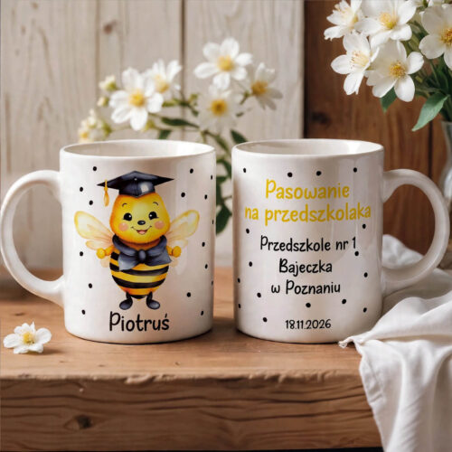 Pasowanie na przedszkolaka - kubek dla grupy z imieniem dziecka , personalizowany